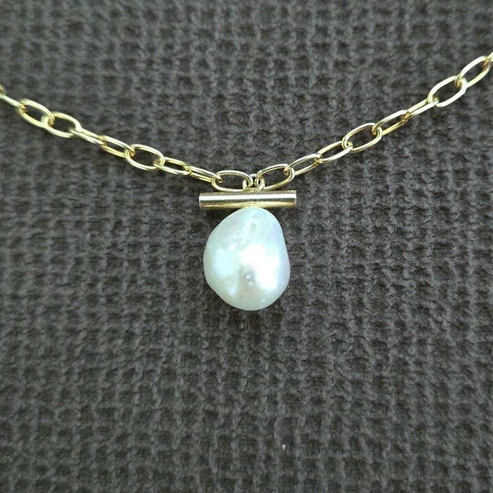 Stationary Freshwater Pearl Necklace - NWT